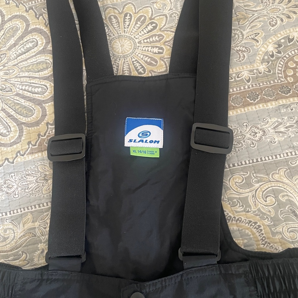 Slalom Youth Size Black Snow Bib